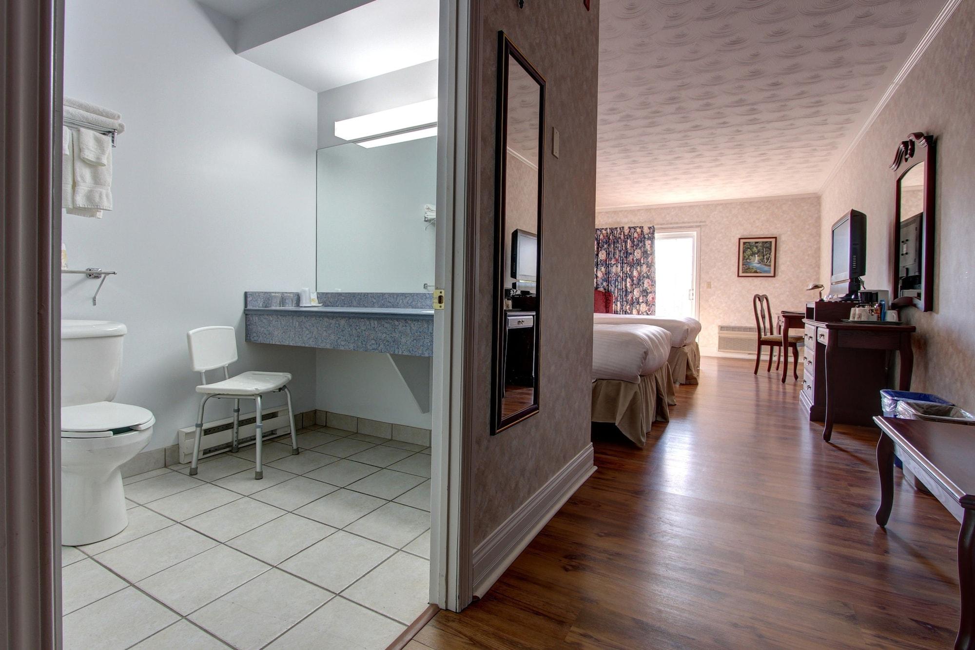 Days Inn By Wyndham Edmundston Buitenkant foto