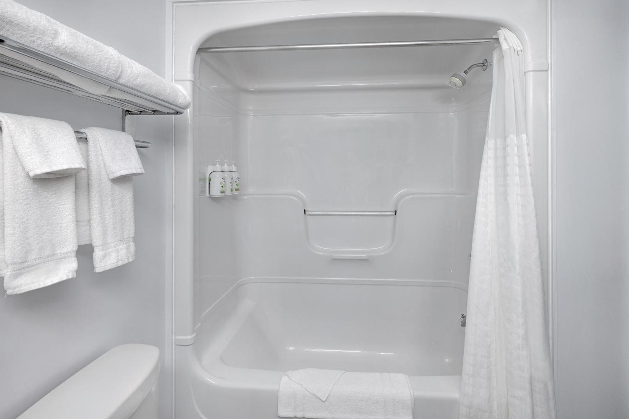 Days Inn By Wyndham Edmundston Buitenkant foto