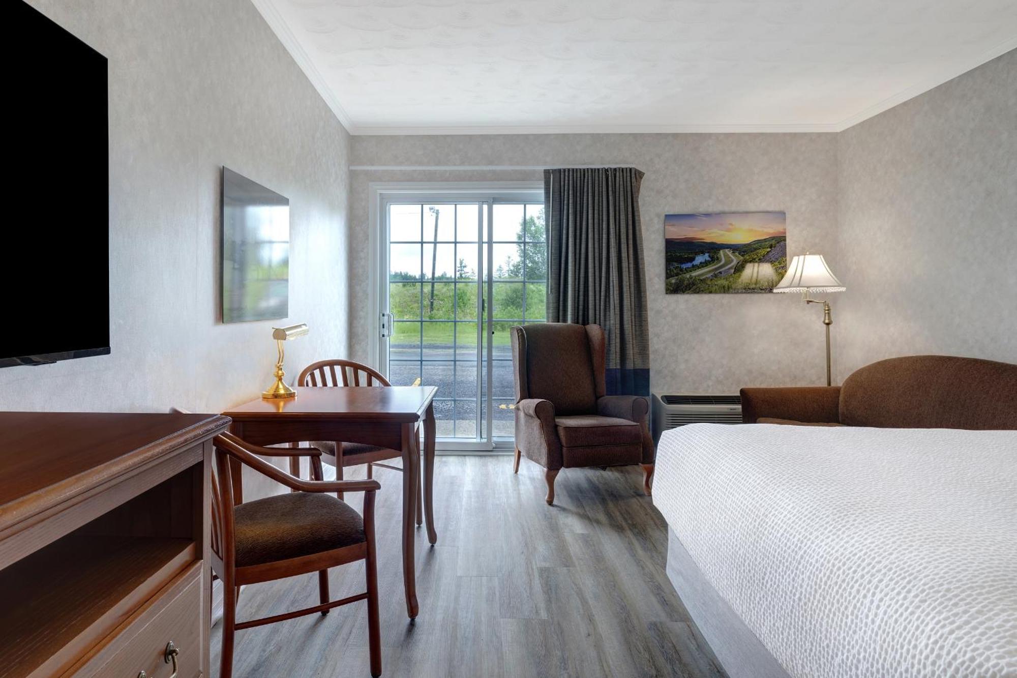 Days Inn By Wyndham Edmundston Buitenkant foto