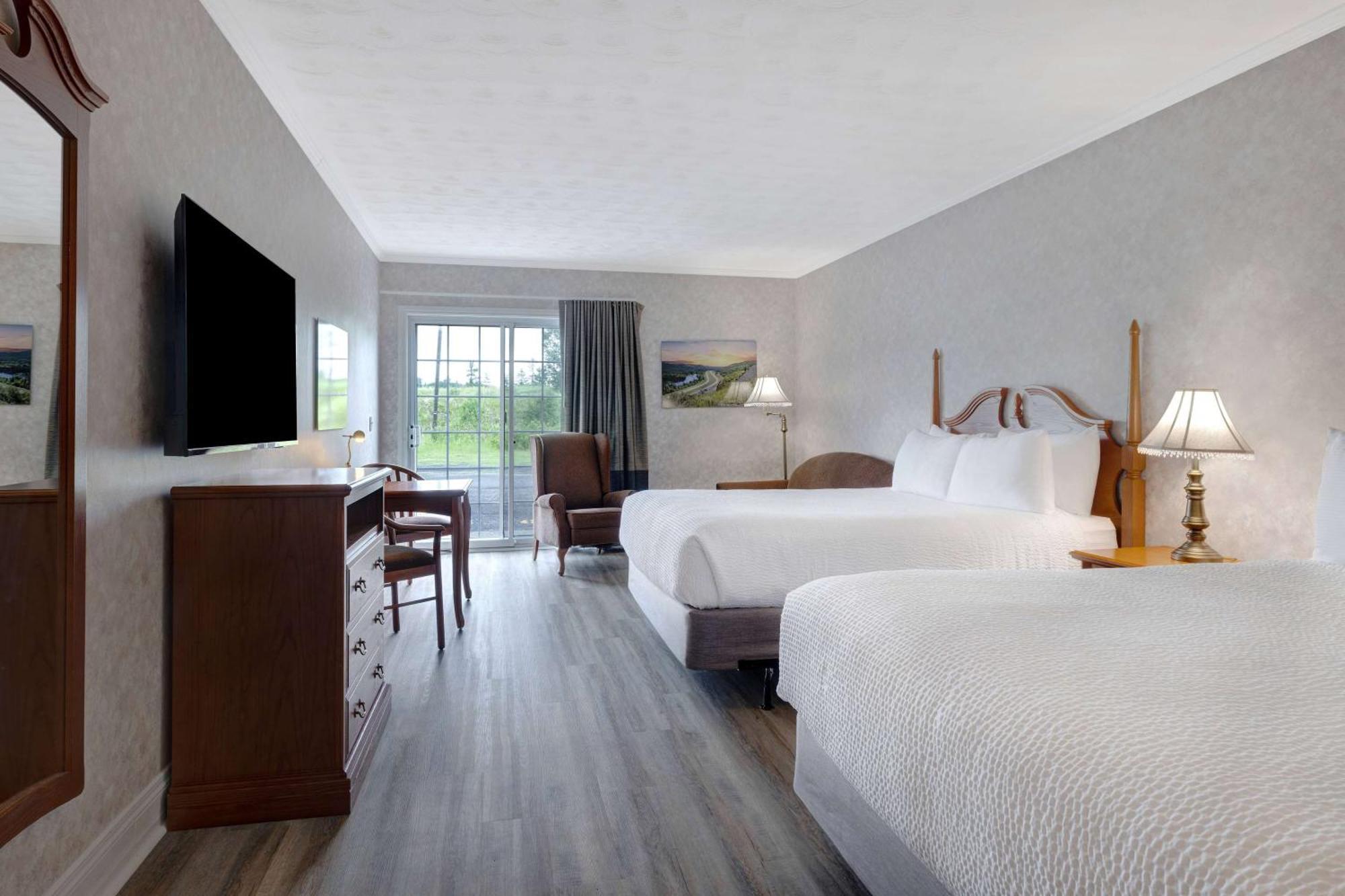 Days Inn By Wyndham Edmundston Buitenkant foto